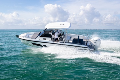 Charter Motorboat Quarken 27 T-top Mahón