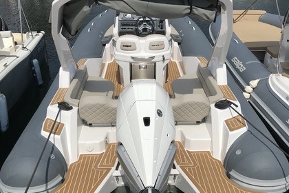 Rental RIB Salpa Soleil 26 Antibes