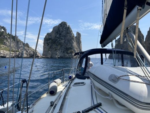 Неаполь Sailboat Jeanneau Sun odyssey 40 alt tag text
