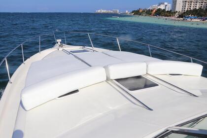 Naviga con stile: Sea Ray Sundancer