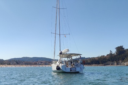 Verhuur Zeilboot Beneteau Oceanis 38.1 Les Sables-d'Olonne