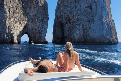 Noleggio Barca a motore Tornado 38 Positano