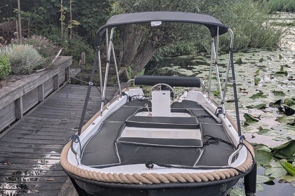 Hire Boat without licence  Amigo Amigo classic 430 Gorinchem