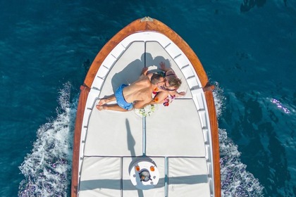 Tour in barca a Capri