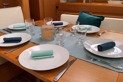 Mèfi M - Sailing boat 14m Sun Odyssey 469