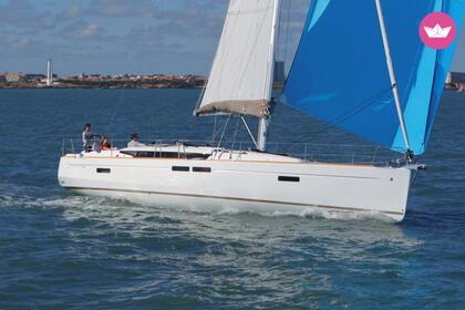 Charter Sailboat Jeanneau Sun Odyssey 469 Lefkas Marina