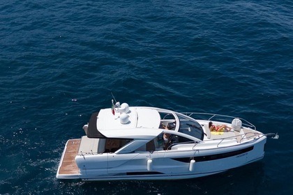 Miete Motoryacht Jeanneau DB43 Castellammare di Stabia