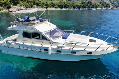 Location Bateau à moteur Jeanneau Hurricane Nice