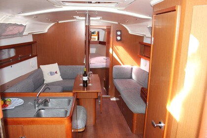 Rental Sailboat  Oceanis 37 Pireas