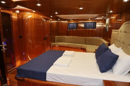 Luxury Gulet with Jacuzzi
