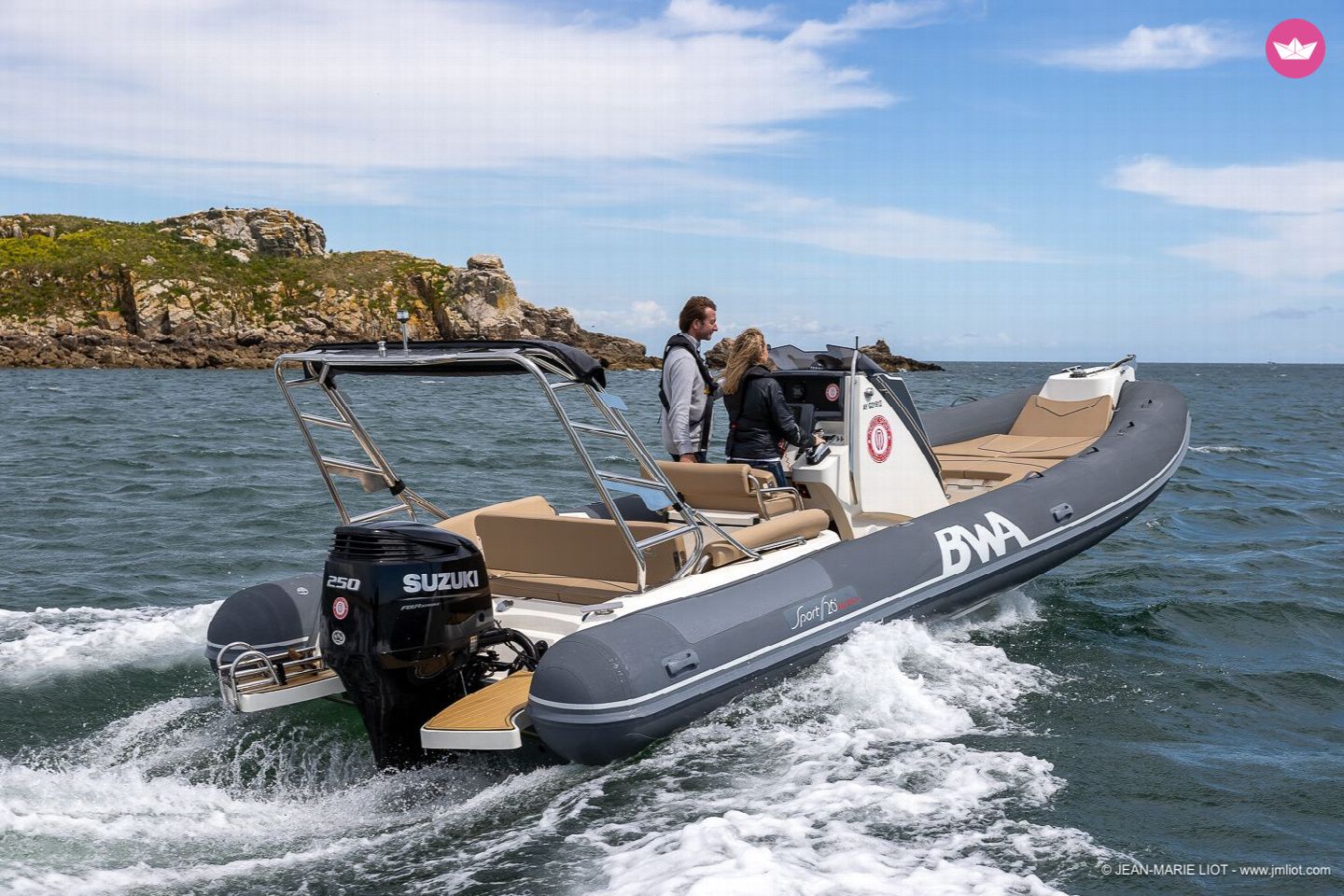 Semi-rigide BWA SPORT 26 250cv 8