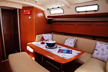Charter Sailboat Beneteau Cyclades 43.4 Gümbet