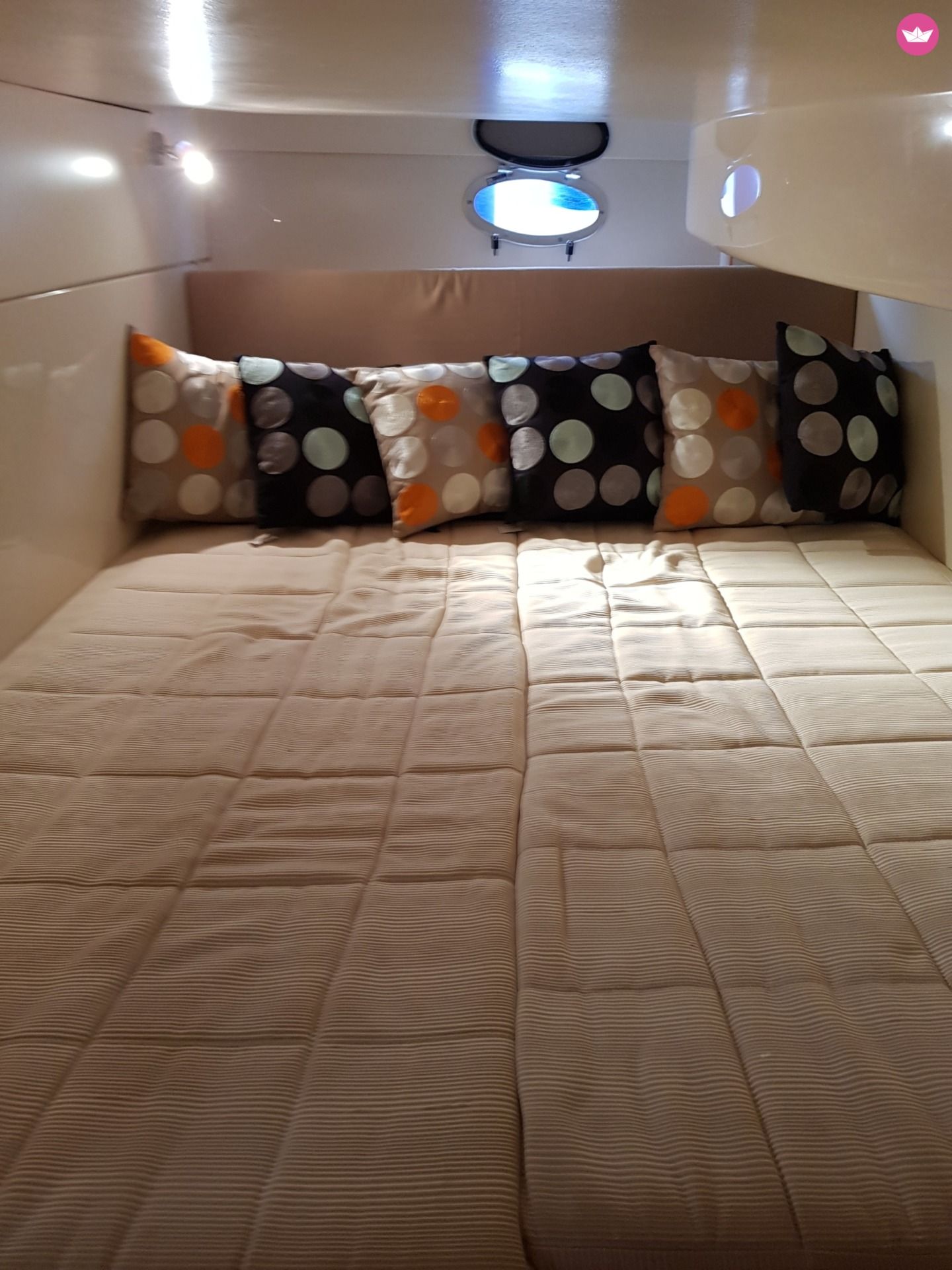 Bateau à moteur Sessa Marine Sessa C35  460 Cv à louer