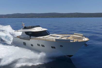 Alquiler Yate a motor Custom Motor Yacht Split