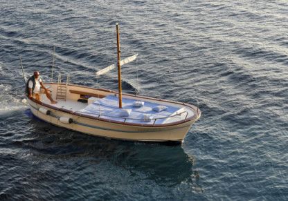 Charter Motorboat Di Donna 7.20 Capri