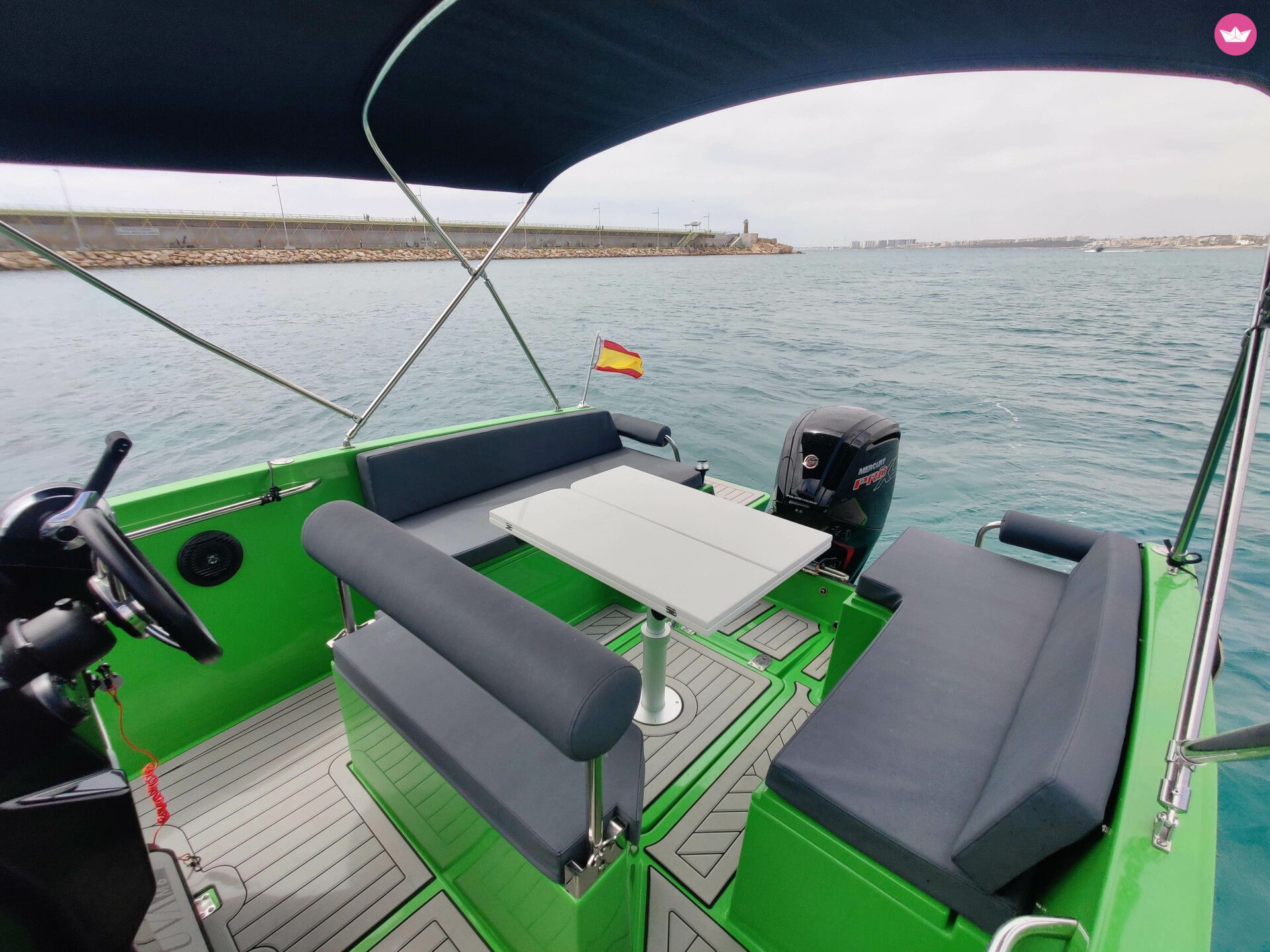Bateau à moteur NUVA YACHTS M6 Open 115cv 5