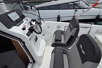 Maniki flyer serie 8