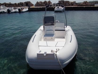 Charter RIB Seapower 530 Arzachena