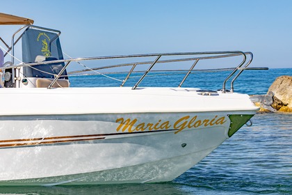 Charter Motorboat blumax 23 Avola