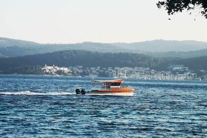 Ενοικίαση Μηχανοκίνητο σκάφος Special Built Power Catamaran Orebić
