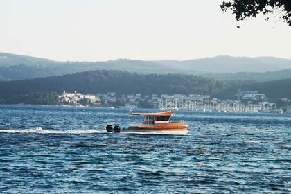 Czarter Łódź motorowa Special Built Power Catamaran Orebić