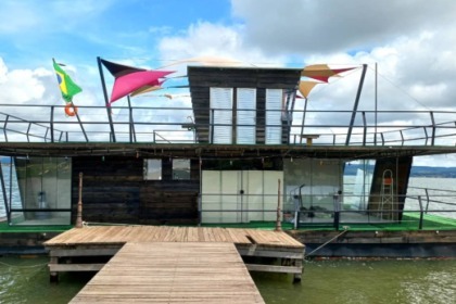 Rental Houseboats própria Catamarã Brasília