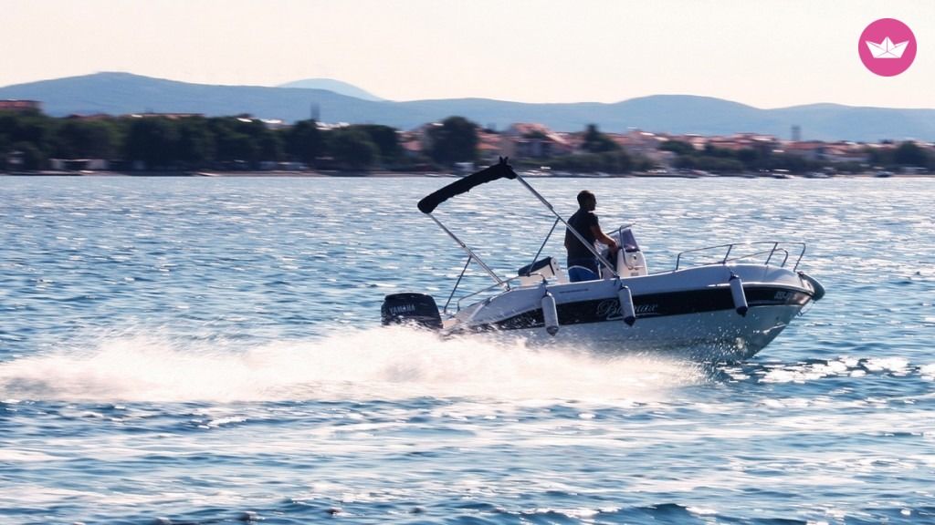 Charter motorboat in Vodice  