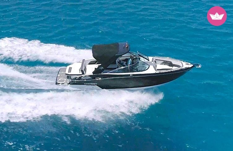 Charter motorboat in Ibiza  