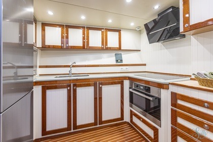 M/Y Sally 1959 Burger boat '60