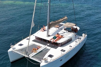 Hire Catamaran Lagoon Lagoon 400 S2 Sliema