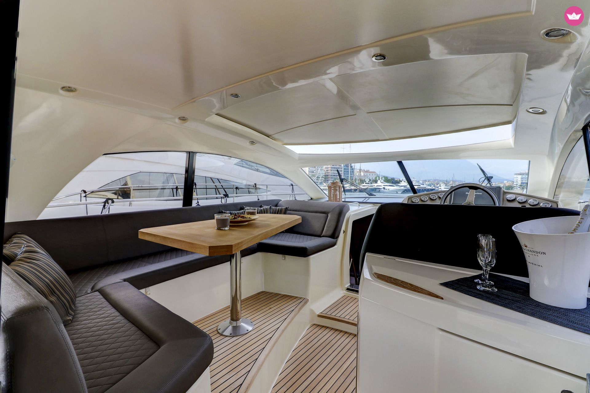 Jeanneau Prestige 42 S in Alimos  