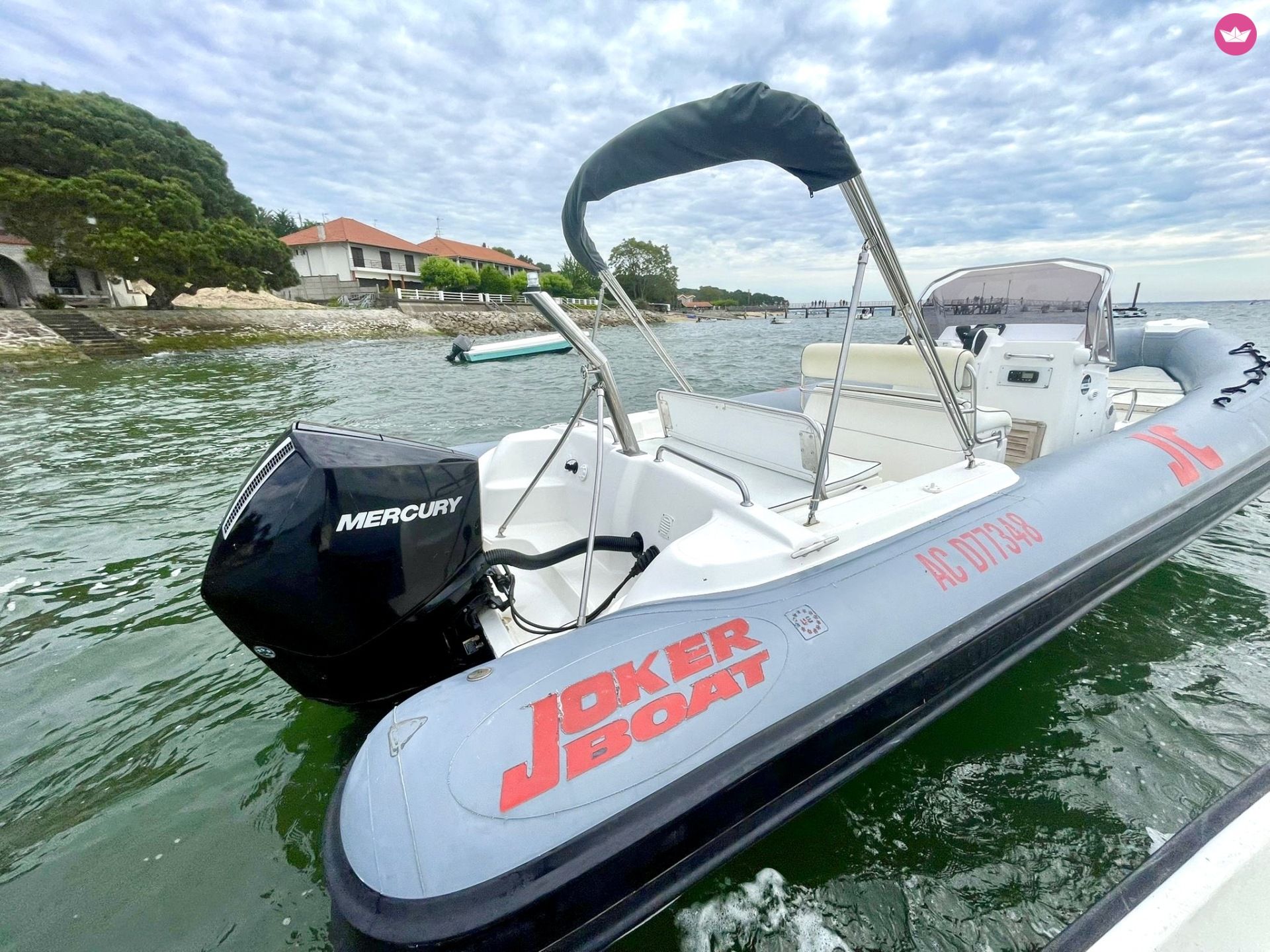 Semi-rigide Joker Boat Clubman 26 250cv 4