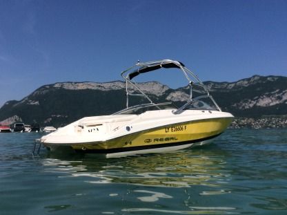 Location Bateau à moteur Regal 2000 Styx Annecy