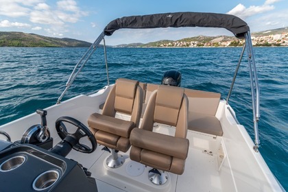 Book Quicksilver 675 in Trogir or Split and cruise around the islands!