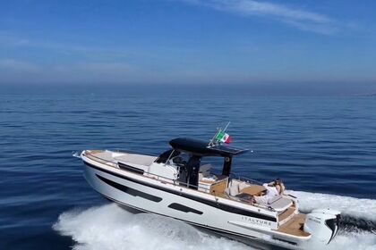 Hire Motorboat Italyure 37 Sport Castellammare di Stabia