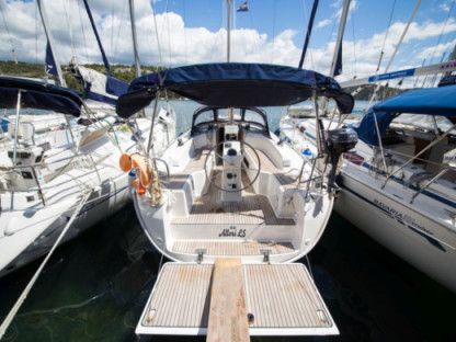 Rental Sailboat Bavaria Cruiser 33 Zaton