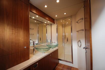 ALL IN – Sunseeker Predator 82 (Refit 2026)