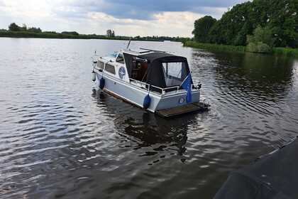 Rental Houseboats De Jong Kruiser Kaag