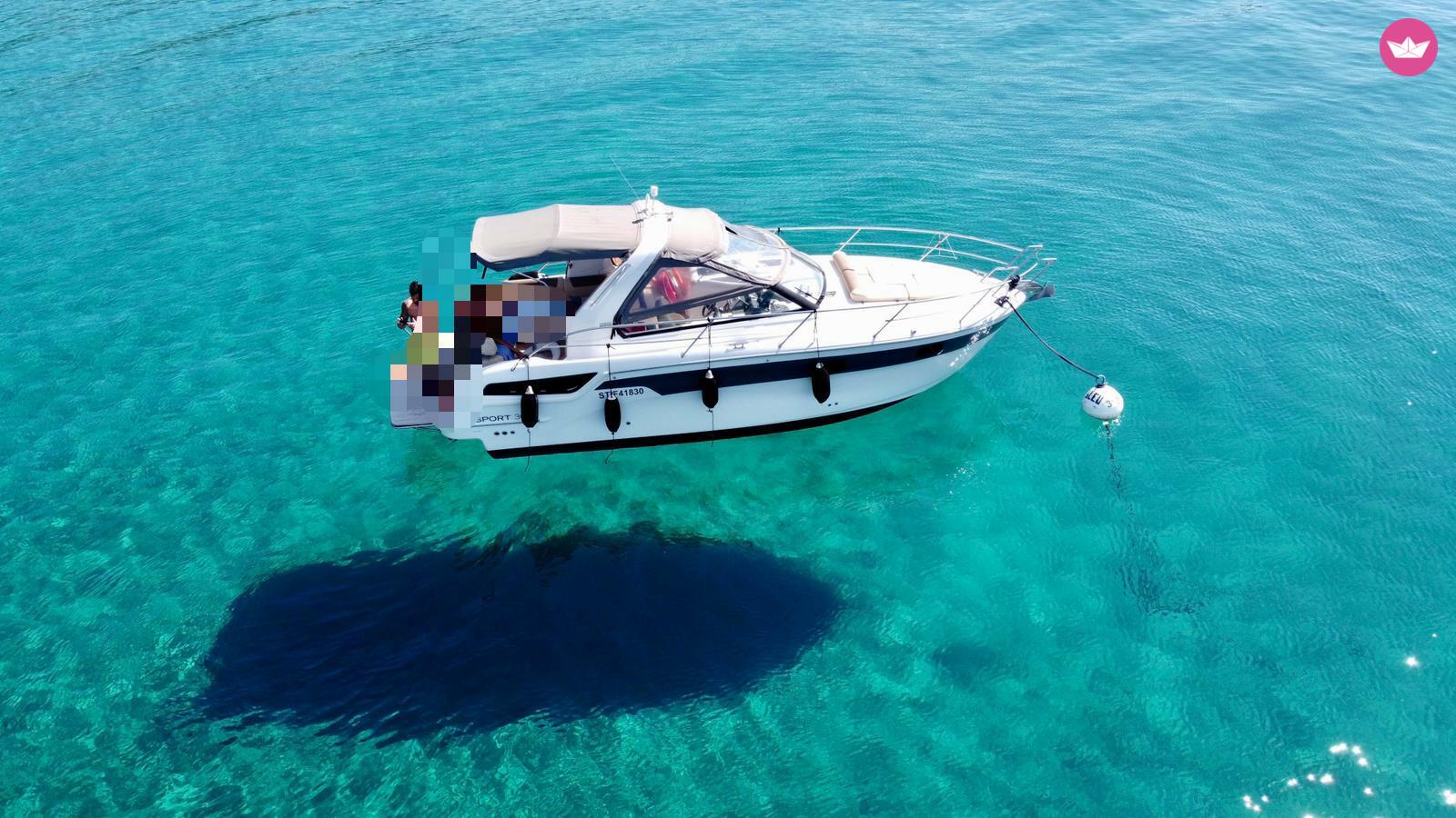 Bateau à moteur Bavaria SPORT 300 260cv