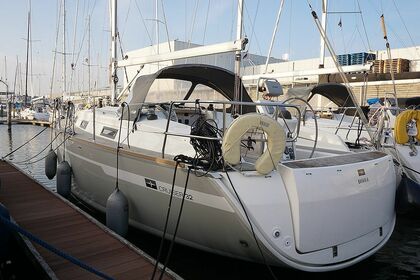 Rental Sailboat BAVARIA CRUISER 33 Lemmer