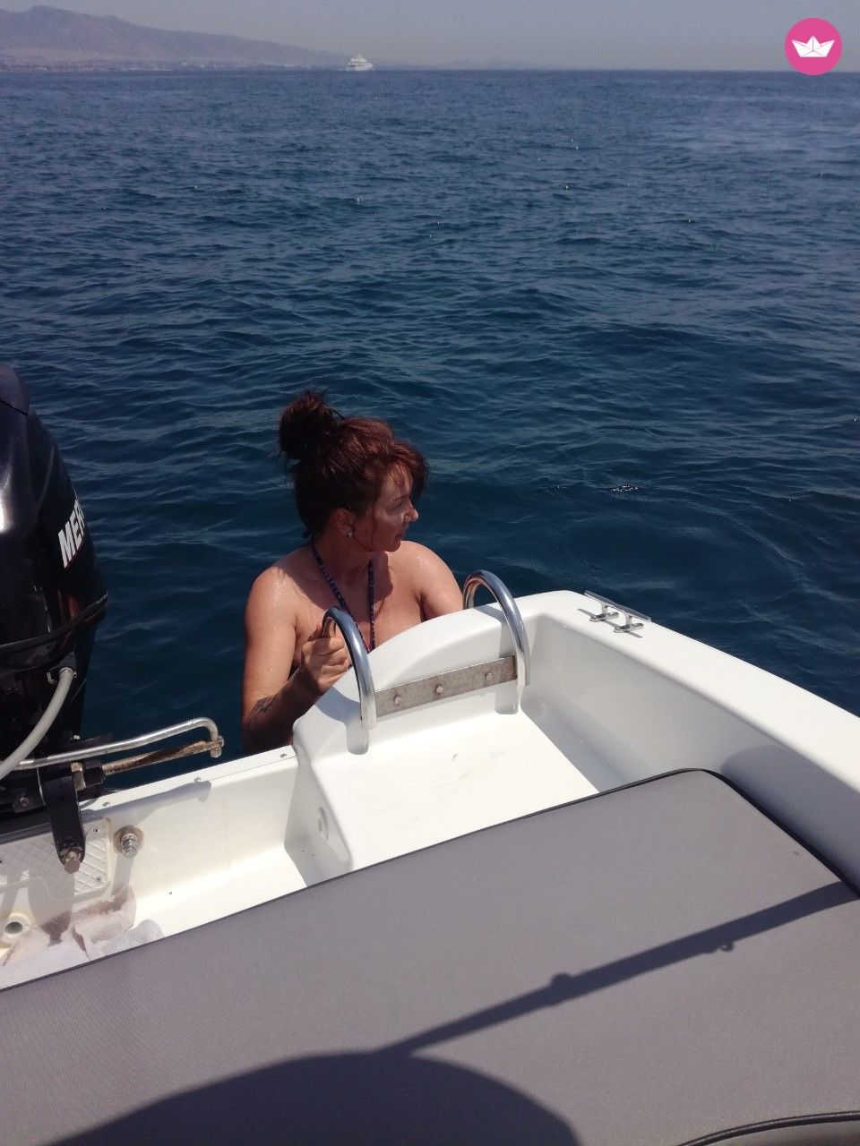 Rental motorboat in Athens  