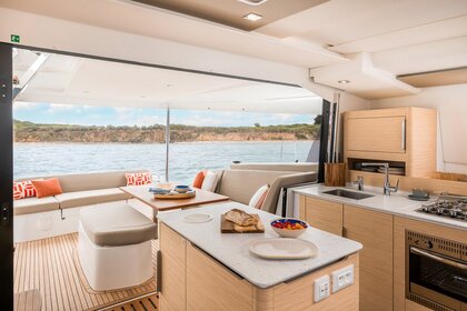 Verhuur Catamaran Fountaine Pajot Fountaine Pajot FP 41 Quatuor 4 Golfe Juan