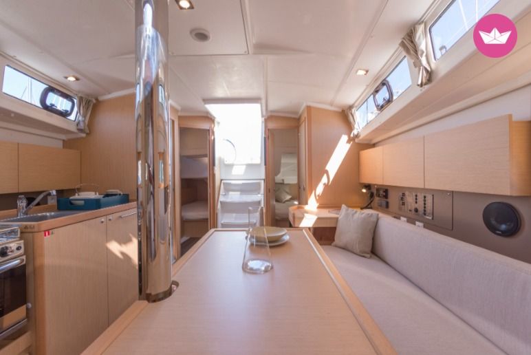 Voilier BENETEAU OCEANIS 38.1 11.5m 4