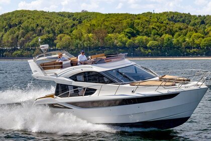 Galeon 420 Fly Amber Blue