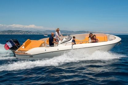 Location Bateau à moteur Clear Libra Open Mandelieu-la-Napoule