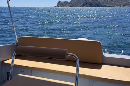 Boat without license 6 people