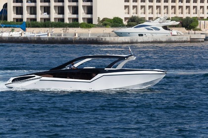 Charter Motorboat Para 36 Msida
