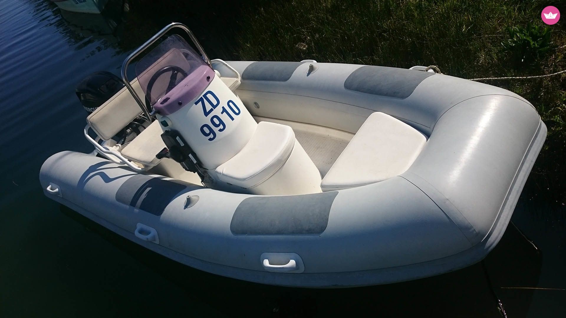 RIB Grand S380 for hire