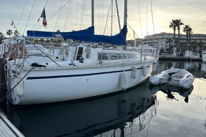 Verhuur Zeilboot B2 Marine DJINN 26 Cavalaire-sur-Mer