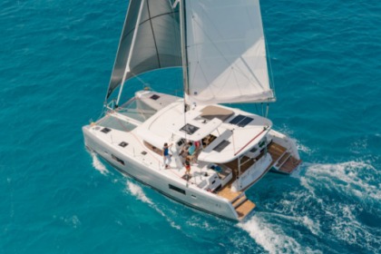 Rental Catamaran Lagoon 42 Salerno